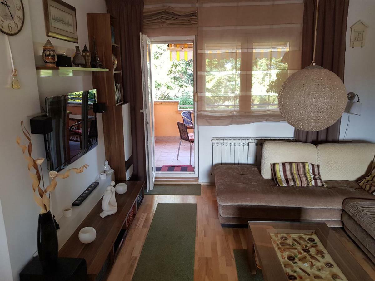 A&T Apartment ซาเปรชิช ภายนอก รูปภาพ